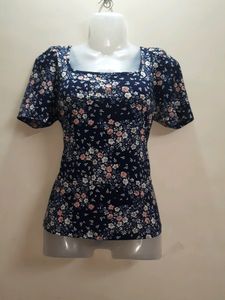 Fitted Floral Print Navy Blue Top🥀