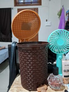 Mini Dustbin