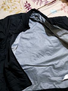 Decathlon Men's Black Puffer Jacket