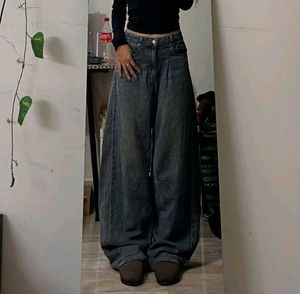 Baggy jeans
