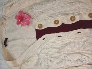 Cream Cable Knit Cardigan 🌟