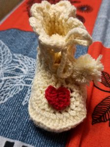 0-6 Months Baby Woolen Mittens And Booties