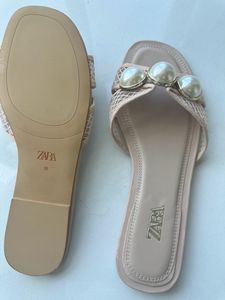Zara Sliders In Beige