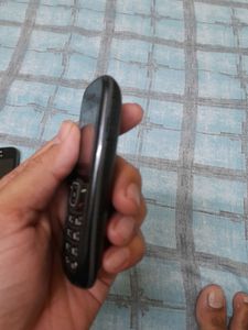 Samsung Keypad Mobile. Not Working, Only Phone No Charger.