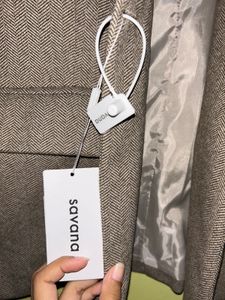 Reserved Wool Blend Blazer - Stylish &amp; Versatile
