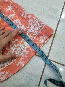 Chikankari Short Kurti