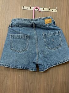 new branded denim crafter shorts for 28 waist size