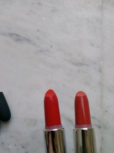 Swiss Beauty Pure Matte Lipstick 1