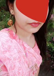 E💥Sale💥 Saree 50 Rs. Beautiful Floral Pattern