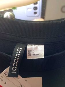 H&amp;m Skeleton Rib Cage Graphic Sweatshirt