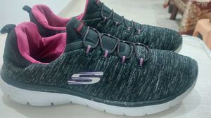 Skechers Gray &amp; Pink Sneakers just like new