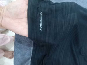 Reebok Black T-shirt