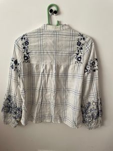 Vero Moda White and Blue Motif Shirt
