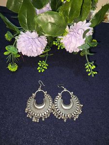 4 Earrings Combo + Black Necklace