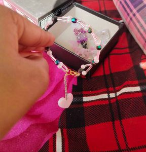 Handmade Beeds Or Resin Bracelet