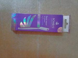 BOMBAE Face Razor for Women