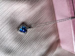 PRAO Passionate Promise Heart Pendant 💙✨