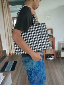 women's handbag