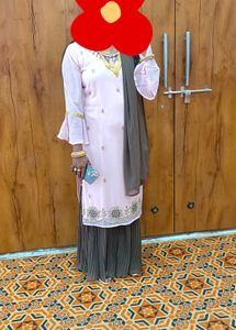 Only Cash Readymade Dress Georgatte Like New