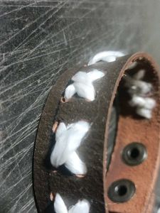 Brown Leather Bracelet with White Resham Stitching