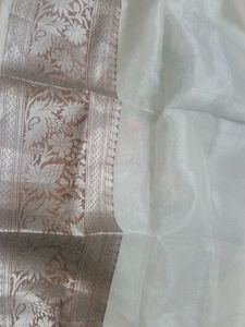 Floral Print Saree