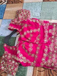 Pink tikki And Embroidery Work Vintage Saree