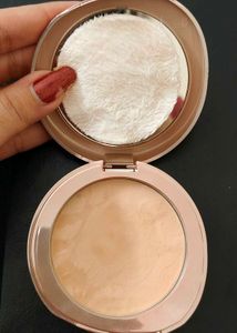 Lakme 9to5 Compact