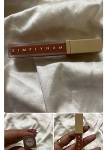 Simply Narmta Liquid Lipstick