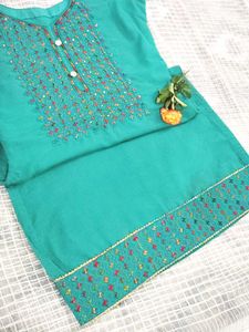 Teal Embellished Kurti 🧡✨