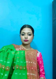 Elegant Bengal Tant Green Saree