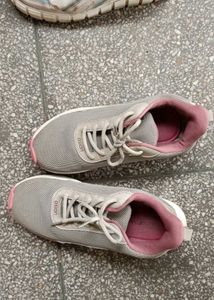 3 Shoes