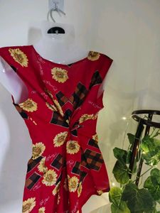 Red Floral Chinese Top