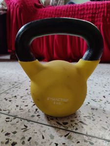 8 Kg Kettlebell. Great Condition.