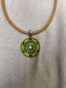Green Pendant Stylish Neckpiece