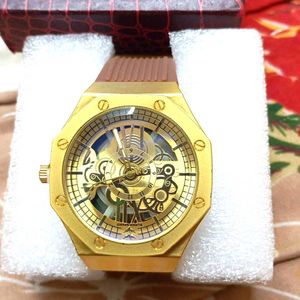 Gold "Super Speed" Watch