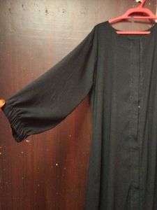 BLACK Burkha (Slight Damaged)