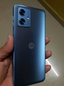 Motorola Mobile Very Good Condition
