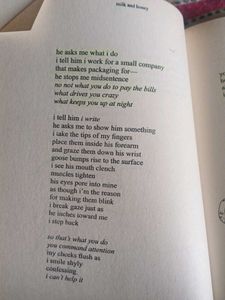 Rupi Kaur Poetry Books - Milk and Honey &amp; The Sun