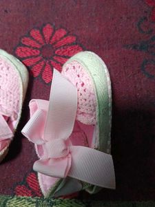 Pink Crochet Baby Shoes