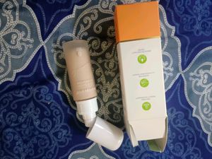 Mamaearth Glow Serum Foundation