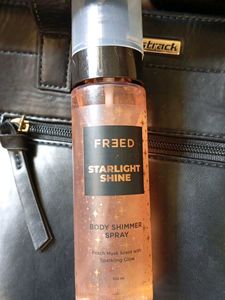 A Body Mist With Sparkling Glitter Like Korean