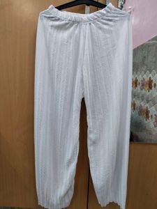 Elegant White Palazzos (H).