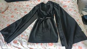 Black Party Dress With Open Sleeves