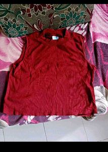 Red Sleeveless Top