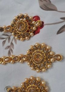 Choker Set With Mang Tika