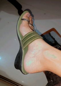 Sandal