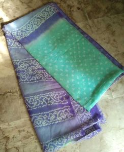 See green daily wear saree attached fall