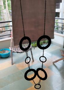 Circle Motif Quirky Chain