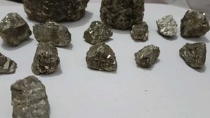 Natural Pyrite Stones