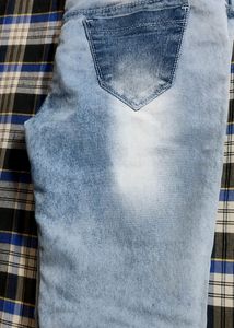 High Waist Jeans.. 32